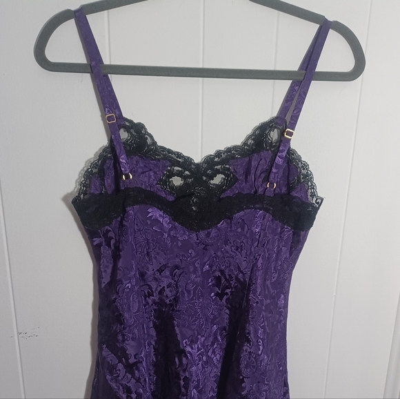 Vintage Victorias Secret Cami - Picture 5 of 10